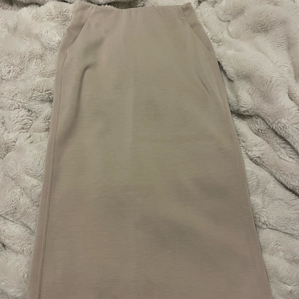 Lululemon Softstreme High-Rise Midi Skirt